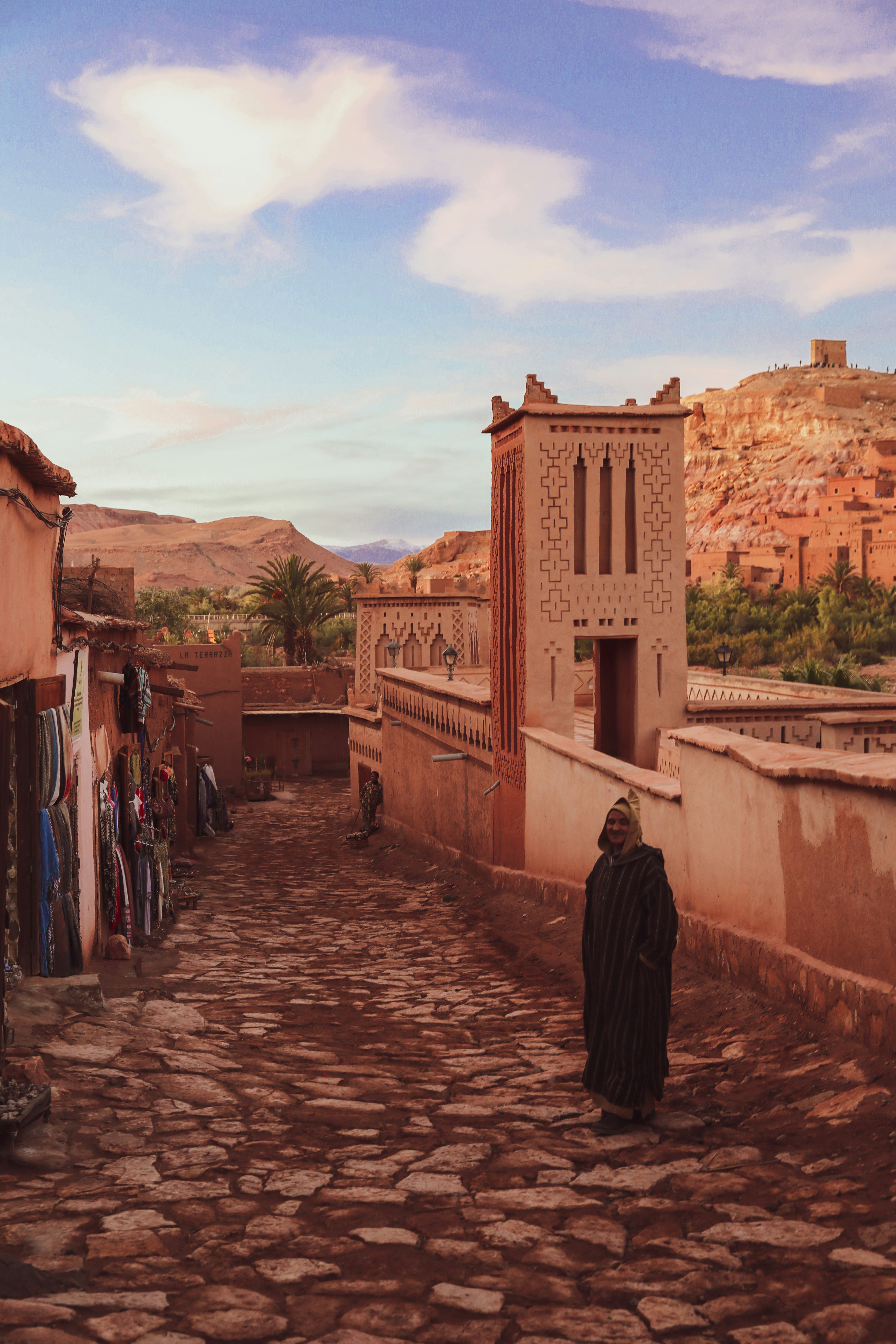 8 jours – Villes Impériales, Perle Bleue & Désert du Sahara
